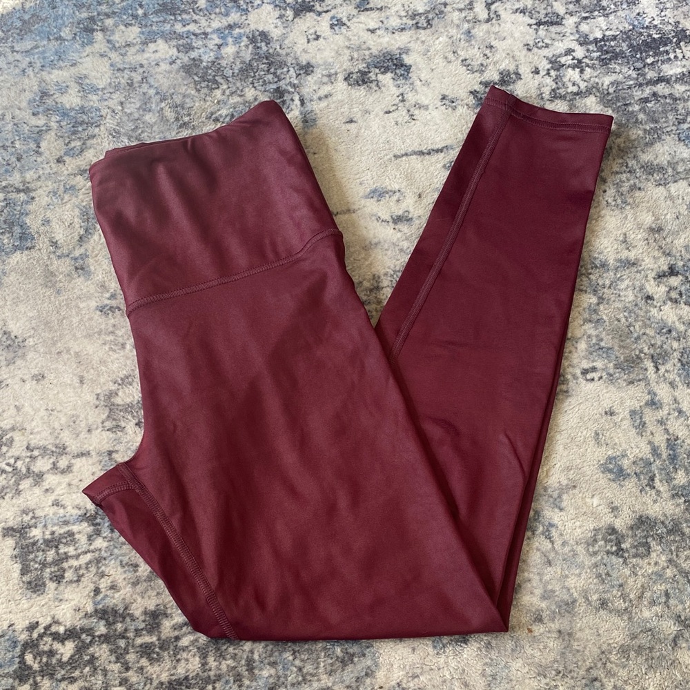 Size M Burgundy Faux Leather Leggings